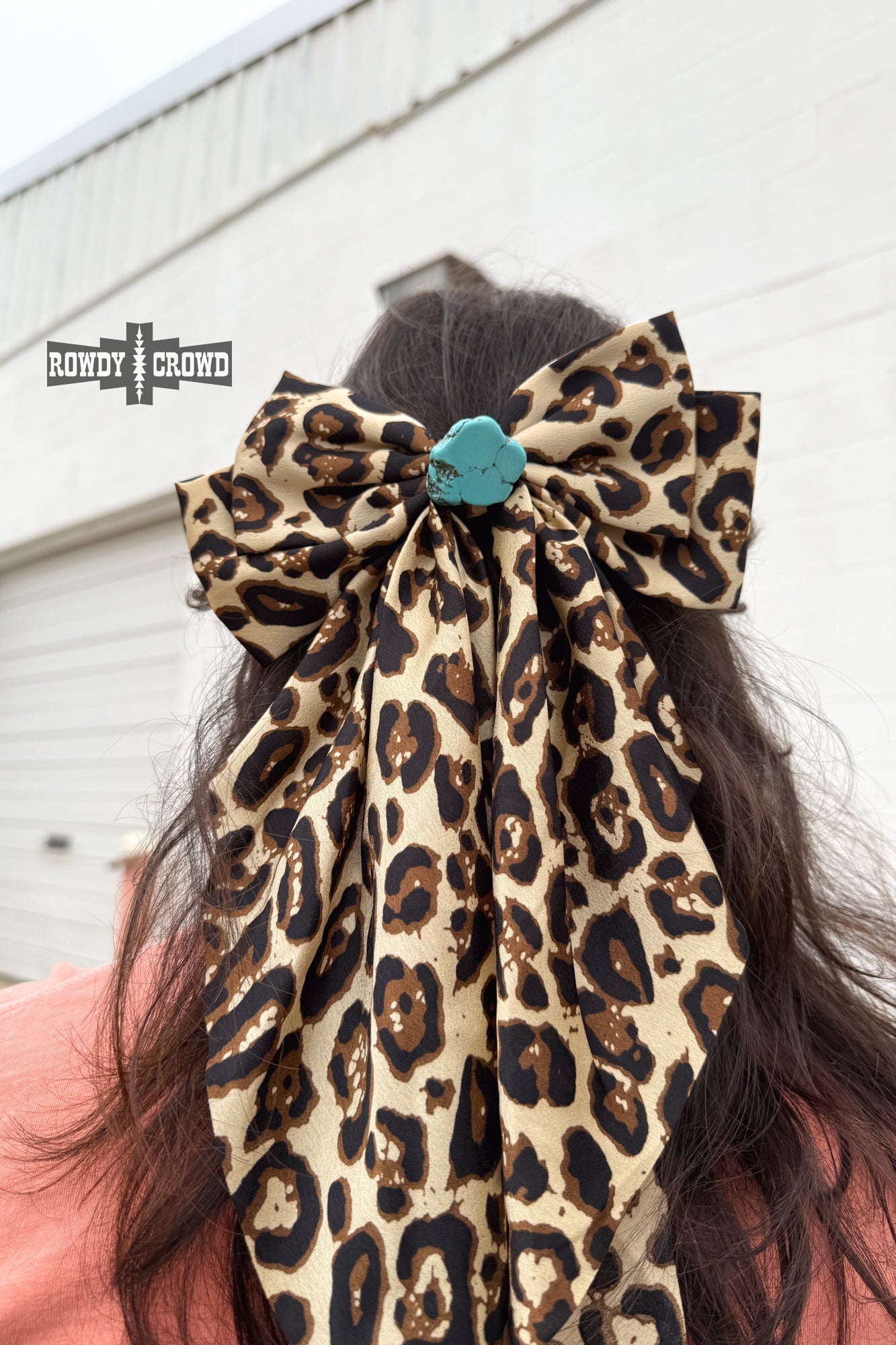 Loungin' Leopard Bow